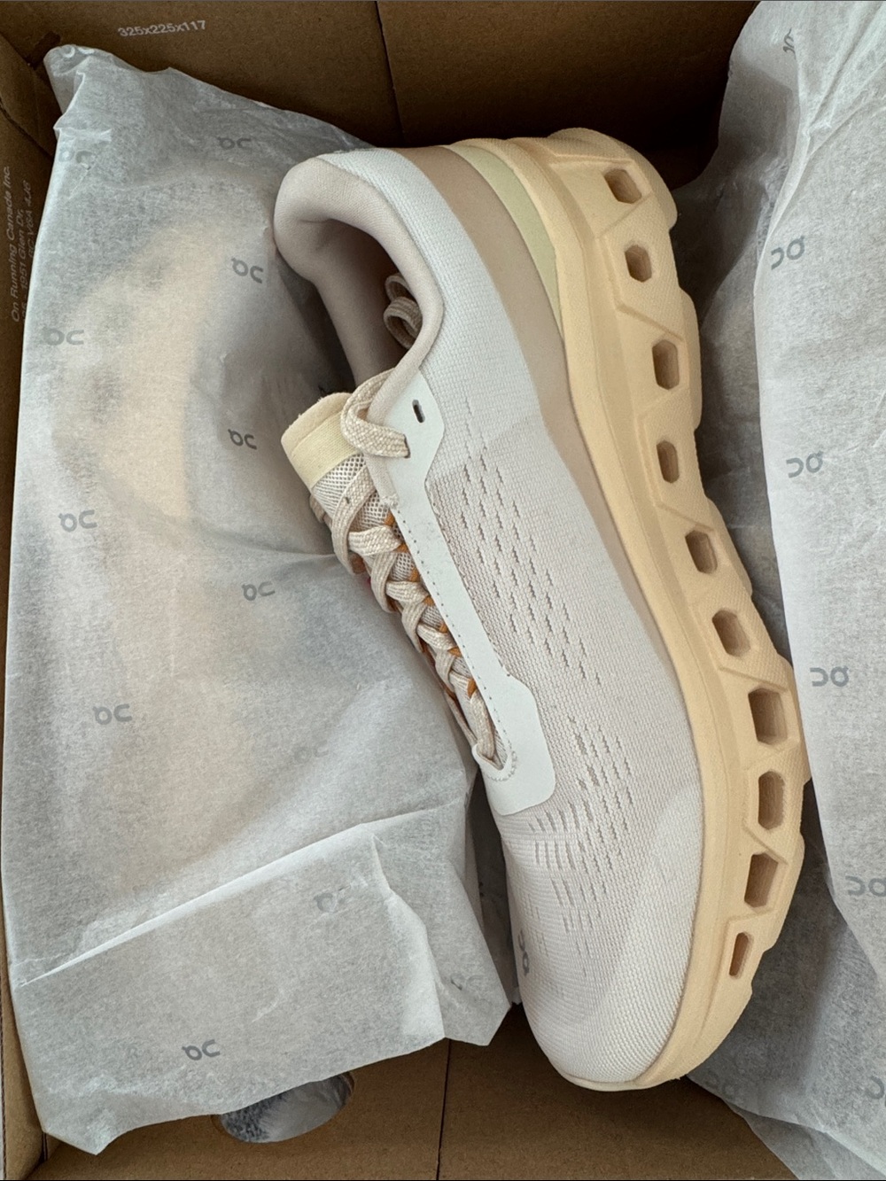 NIB Anthropologie On Cloudmonster 1 Sneakers in Dew/Blonde Size 8 Women - Picture 4 of 4